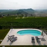 Lux Vista Vigneti Unesco-piscina E Idromassaggio Βίλα *