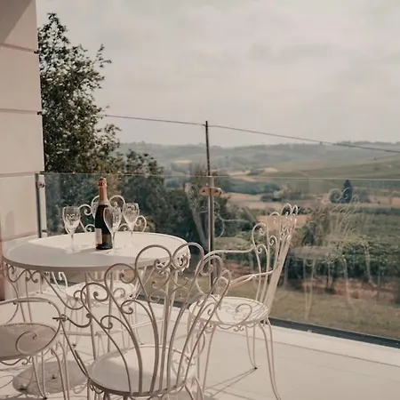 Lux Vista Vigneti Unesco-piscina E Idromassaggio Βίλα