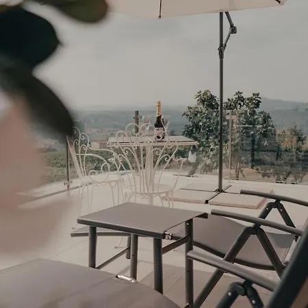 Luxury Vista Vigneti-piscina Privata * Agliano Terme