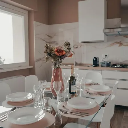 Lux Vista Vigneti Unesco-piscina E Idromassaggio Villa *