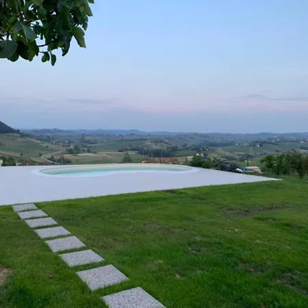 Lux Vista Vigneti Unesco-piscina E Idromassaggio Βίλα Agliano Terme