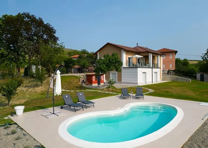 Lux Vista Vigneti Unesco-piscina E Idromassaggio Villa Agliano Terme