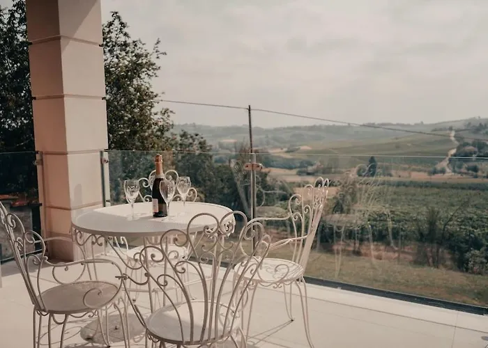 Lux Vista Vigneti Unesco-piscina E Idromassaggio Villa