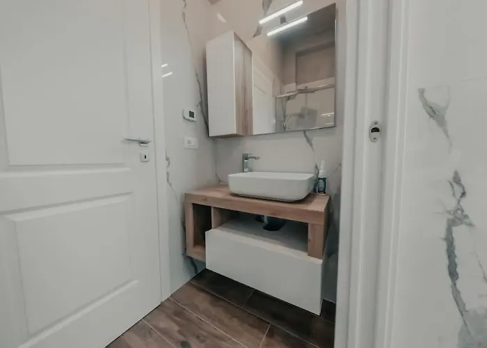 Lux Vista Vigneti Unesco-piscina E Idromassaggio Villa