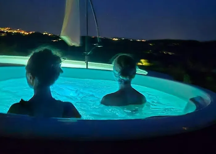 Lux Vista Vigneti Unesco-piscina E Idromassaggio Villa