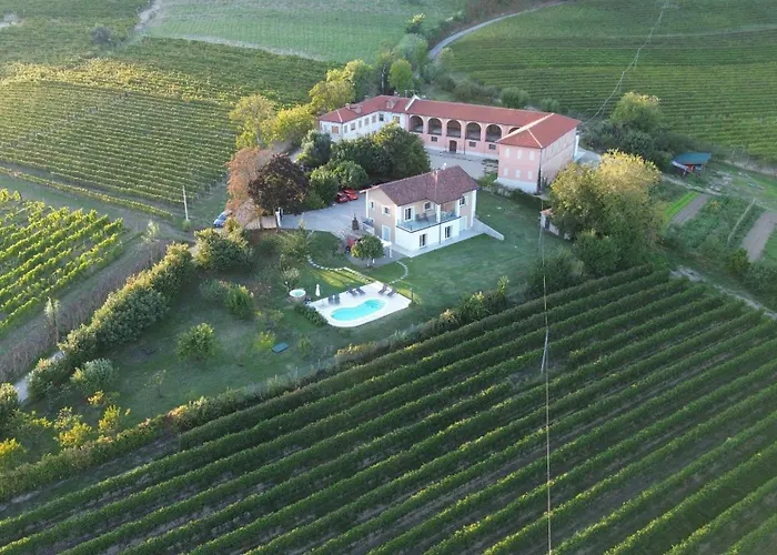 Villa Lux Vista Vigneti Unesco-piscina E Idromassaggio Agliano Terme